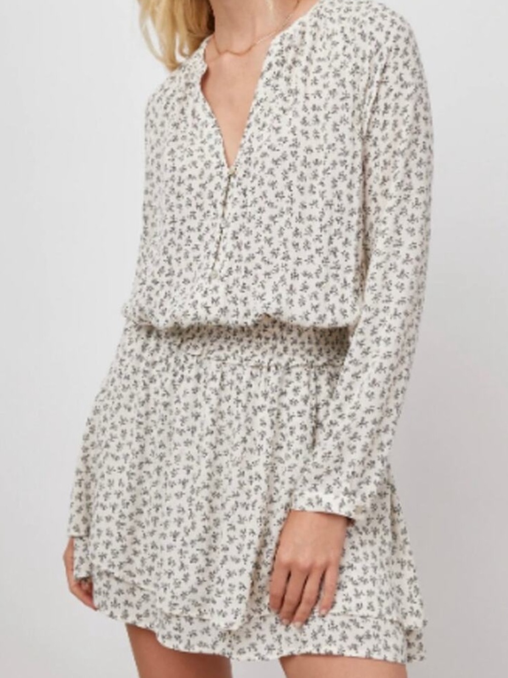 🩶Rails Jasmine Floral Long-Sleeve Smocked Waist Mini Dress